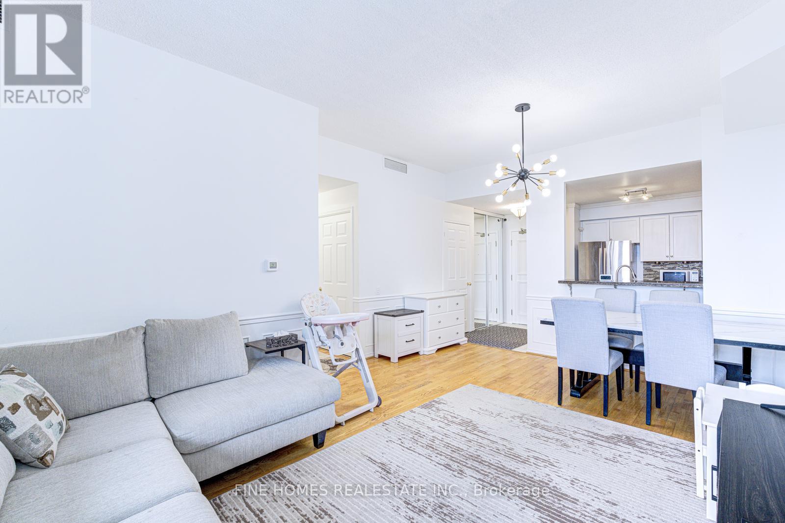 1 Emerald Lane, Vaughan, Ontario  L4J 8N2 - Photo 5 - N13009278