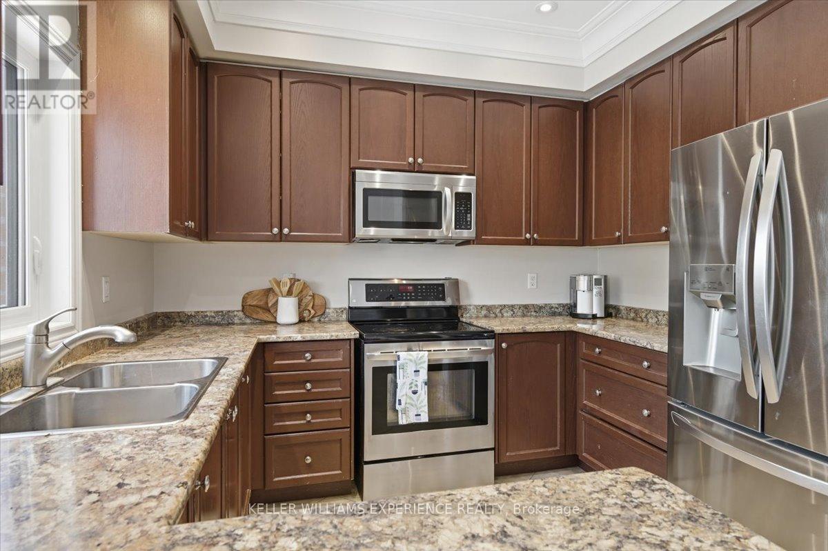 3 Bud Doucette Court, Uxbridge, Ontario  L9P 0E4 - Photo 7 - N13009318