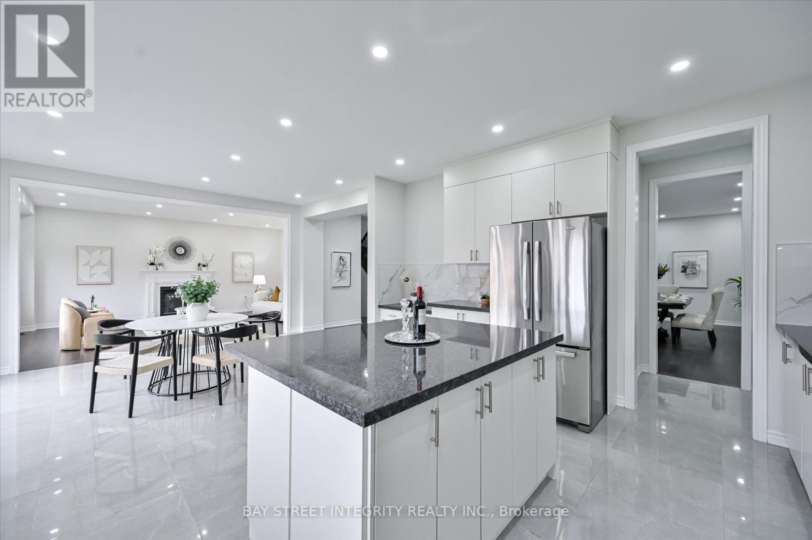 1726 Emberton Way, Innisfil, Ontario  L9S 0A8 - Photo 14 - N13009322