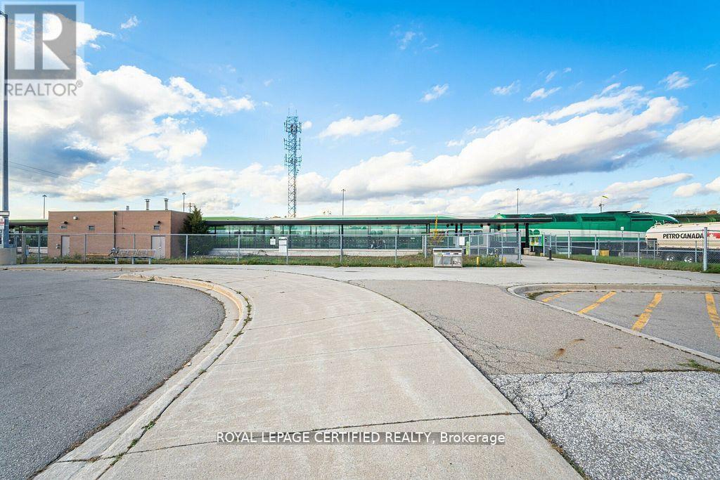 31 - 1095 Cooke Boulevard, Burlington, Ontario  L7T 0C4 - Photo 40 - W13009210