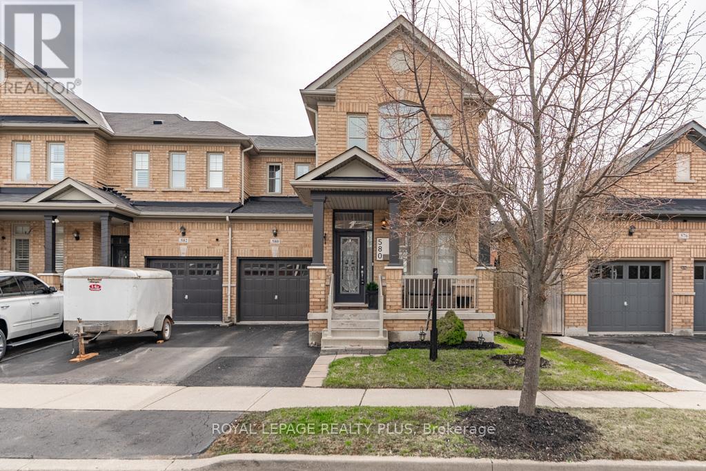 580 Holland Heights, Milton, Ontario  L9T 0V9 - Photo 3 - W13009242