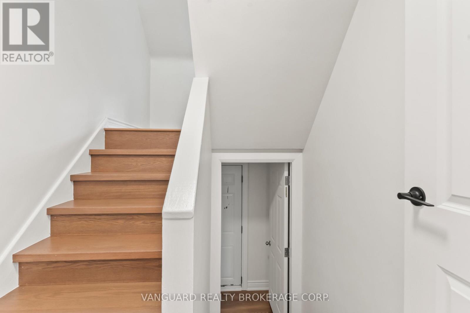 69 Joyce Parkway, Toronto (Yorkdale-Glen Park), Ontario  M6B 2T3 - Photo 19 - W13009308