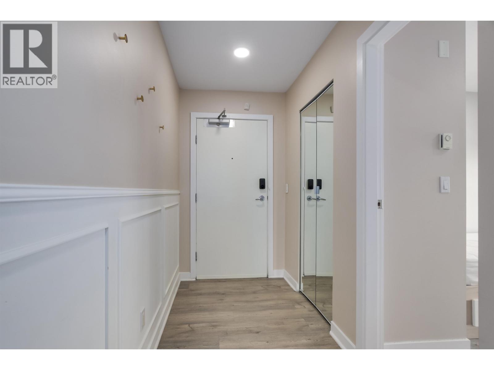 302 122 E 3rd Street, North Vancouver, British Columbia  V7L 1E6 - Photo 15 - R3095924