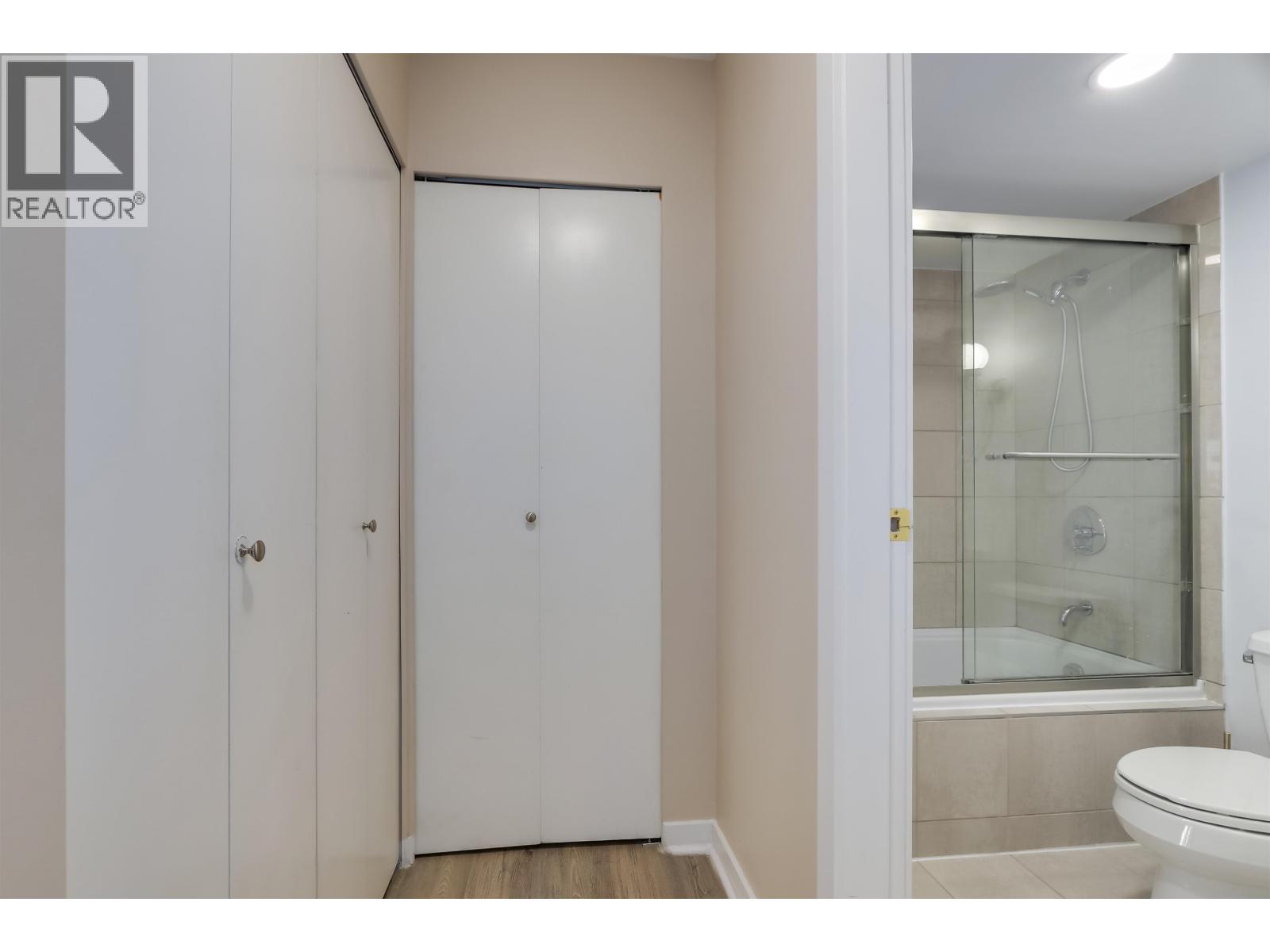 302 122 E 3rd Street, North Vancouver, British Columbia  V7L 1E6 - Photo 11 - R3095924