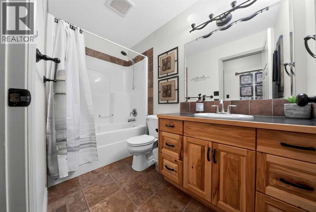 4709 7 Street, Coalhurst, Alberta  T0L 0V0 - Photo 22 - A2302492