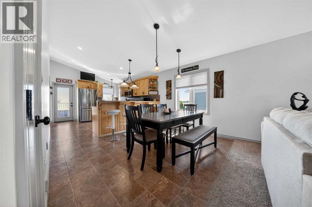 4709 7 Street, Coalhurst, Alberta  T0L 0V0 - Photo 10 - A2302492