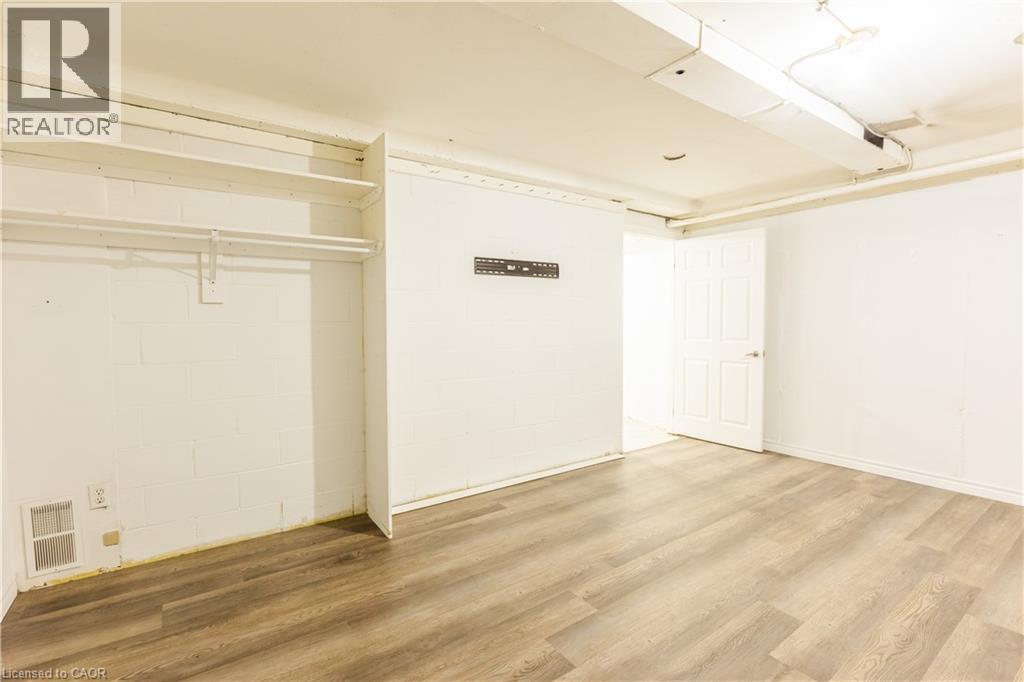 121 University Avenue E Unit# 102, Waterloo, Ontario  N2J 4J1 - Photo 22 - 40820934