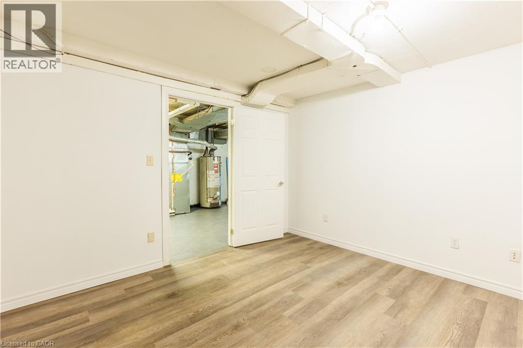 121 University Avenue E Unit# 102, Waterloo, Ontario  N2J 4J1 - Photo 24 - 40820934