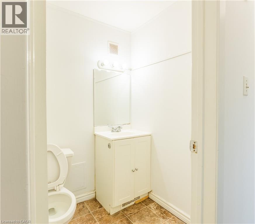 121 University Avenue E Unit# 102, Waterloo, Ontario  N2J 4J1 - Photo 11 - 40820934