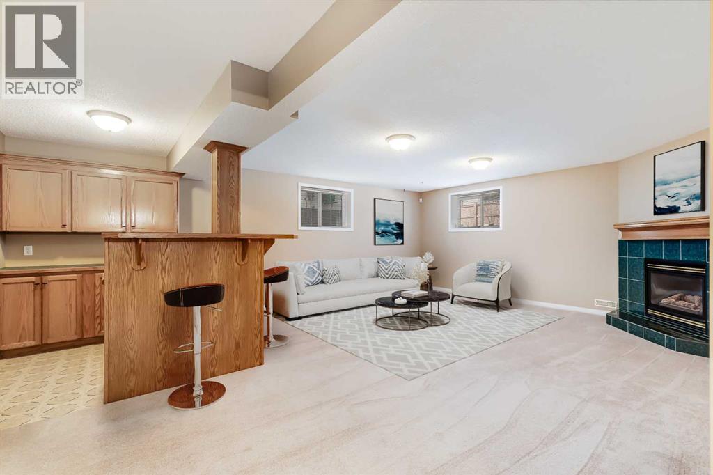 17 Rocky Ridge Villas NW, Calgary, Alberta  T3G 4R2 - Photo 26 - A2298839