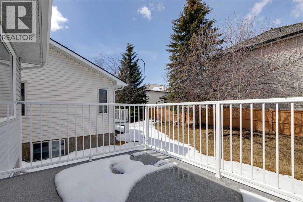 17 Rocky Ridge Villas NW, Calgary, Alberta  T3G 4R2 - Photo 38 - A2298839