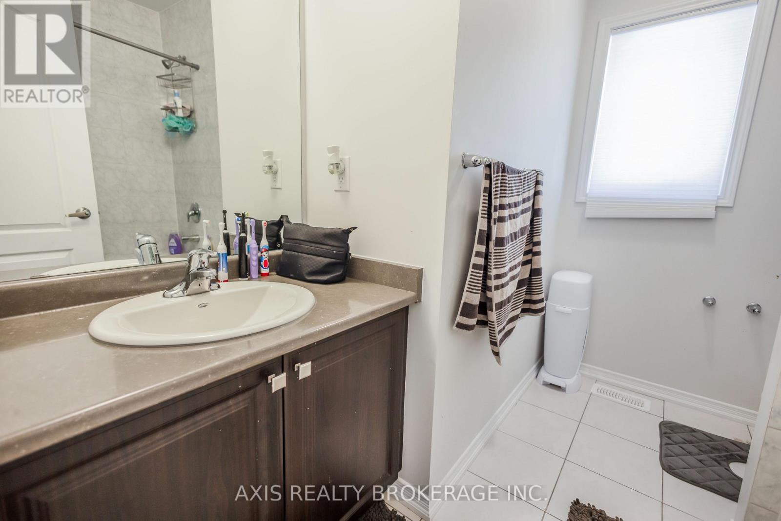 9 Honey Comb Trail, Thorold, Ontario  L3B 5N5 - Photo 14 - X13009228