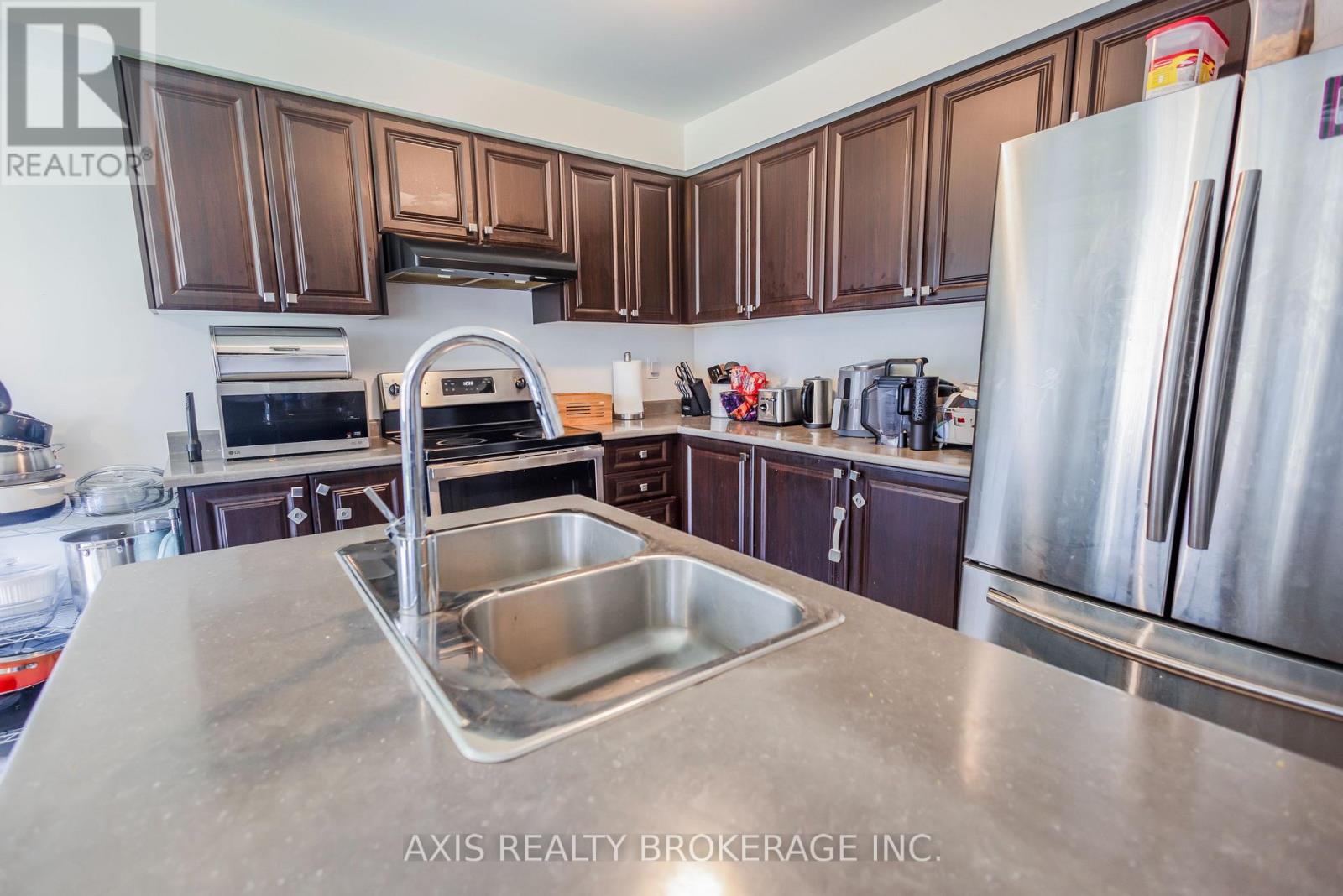 9 Honey Comb Trail, Thorold, Ontario  L3B 5N5 - Photo 6 - X13009228