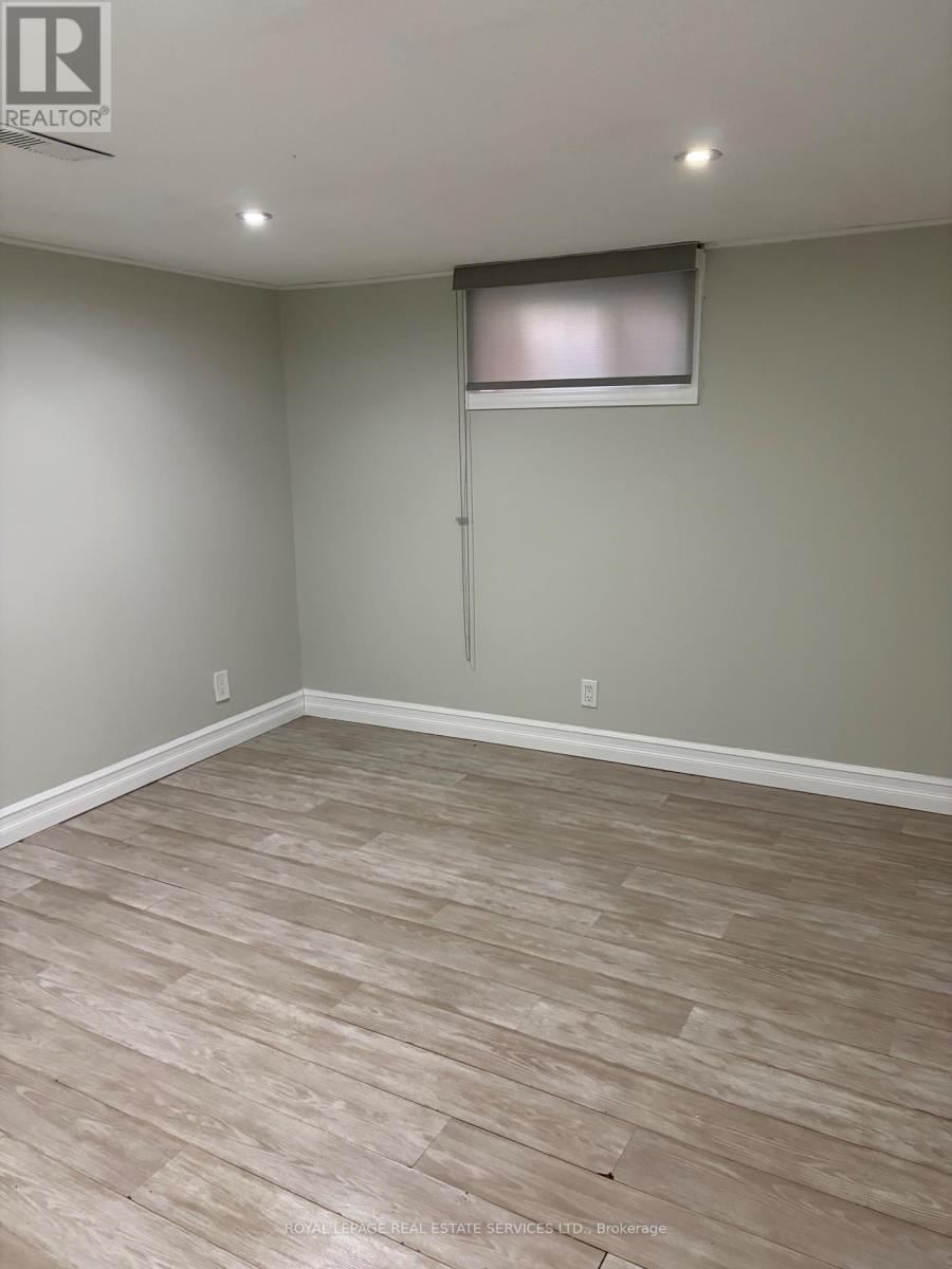 6 Sussex Avenue, Brantford, Ontario  N3R 2G6 - Photo 12 - X13009262