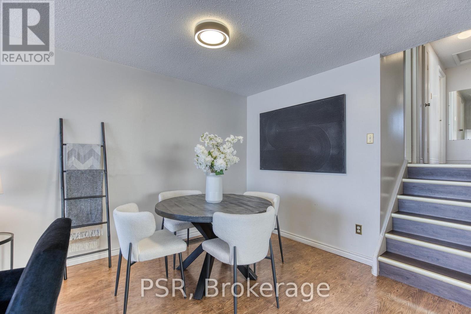 231 Heritage Drive, Kitchener, Ontario  N2B 3A9 - Photo 5 - X13009286