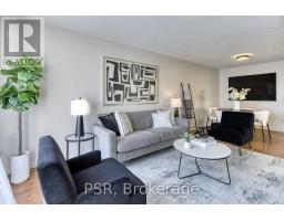 231 HERITAGE DRIVE, Kitchener, Ontario