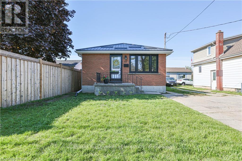 67 DUBLIN STREET, Brantford, Ontario