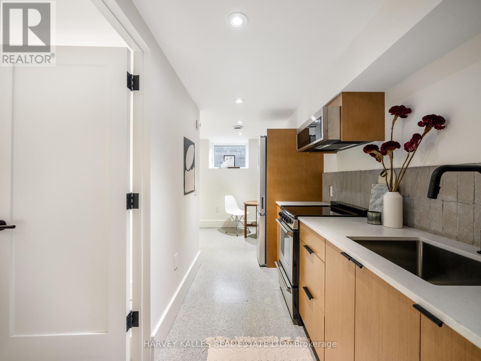 239 Borden Street, Toronto, Ontario  M5S 2N5 - Photo 42 - C13008384