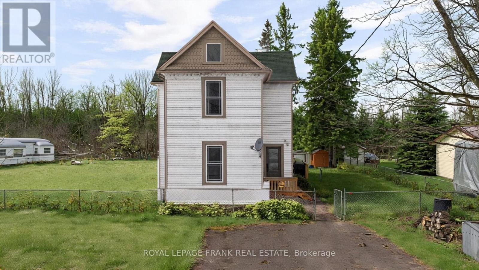 20 Richmond Street W, Kawartha Lakes, Ontario  K0M 2B0 - Photo 2 - X12819268