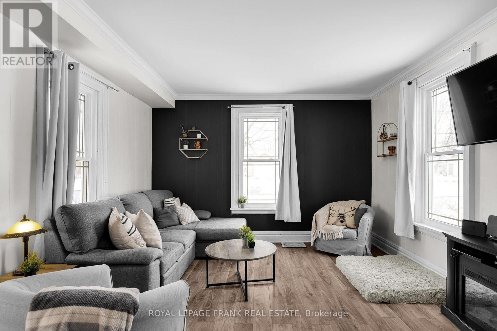 20 Richmond Street W, Kawartha Lakes, Ontario  K0M 2B0 - Photo 9 - X12819268