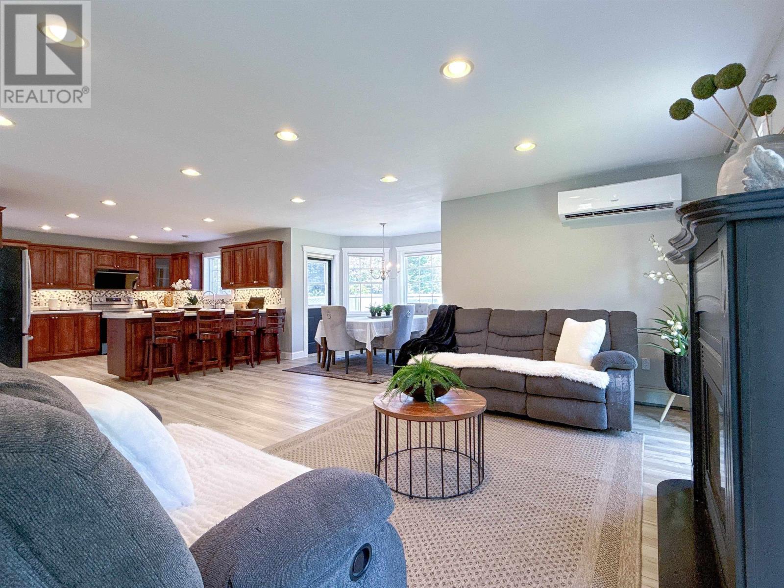 14 Royalty Road, Charlottetown, Prince Edward Island  C1E 1T8 - Photo 16 - 202607657