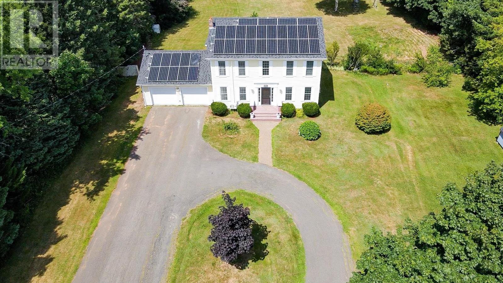 14 Royalty Road, Charlottetown, Prince Edward Island  C1E 1T8 - Photo 4 - 202607657