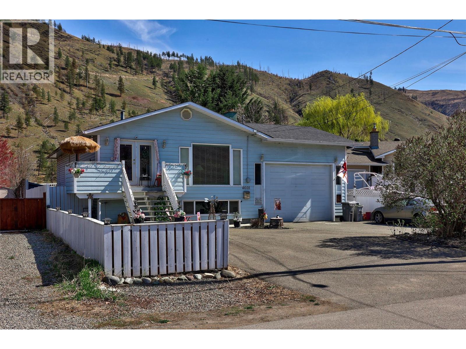 4602 Strawberry Lane, Kamloops, British Columbia  V2H 1L6 - Photo 2 - 10383804