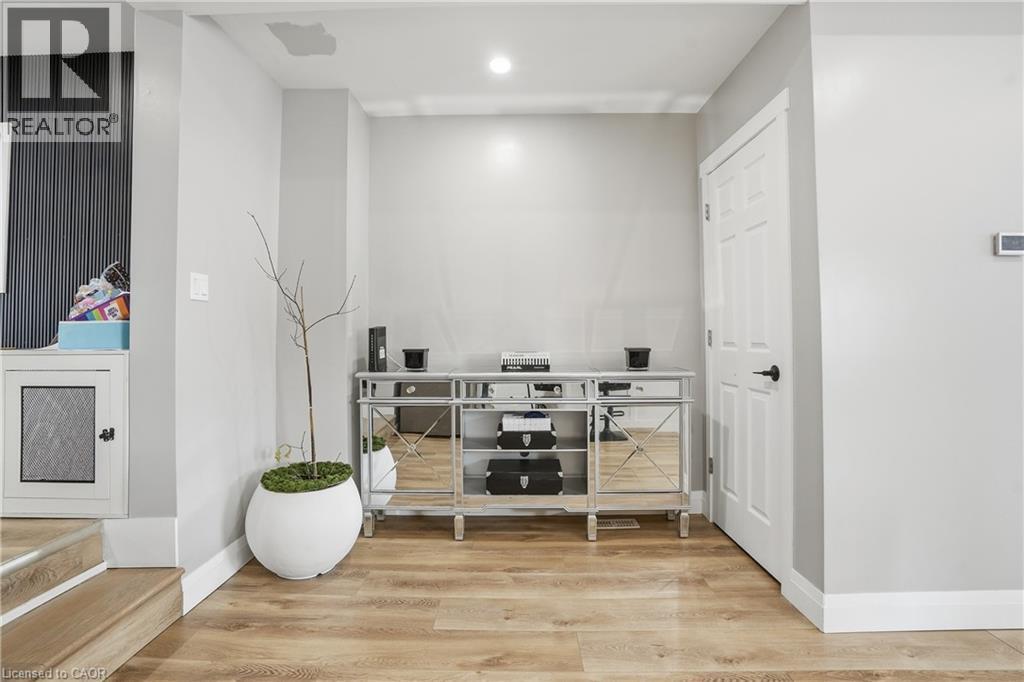 5773 Leonard Avenue, Niagara Falls, Ontario  L2G 4R4 - Photo 12 - 40821666