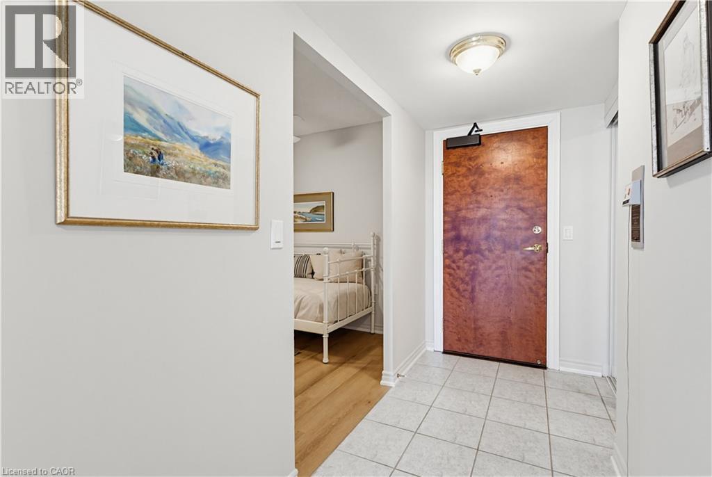 100 Burloak Drive Unit# 2214, Burlington, Ontario  L7L 6P6 - Photo 4 - 40821451