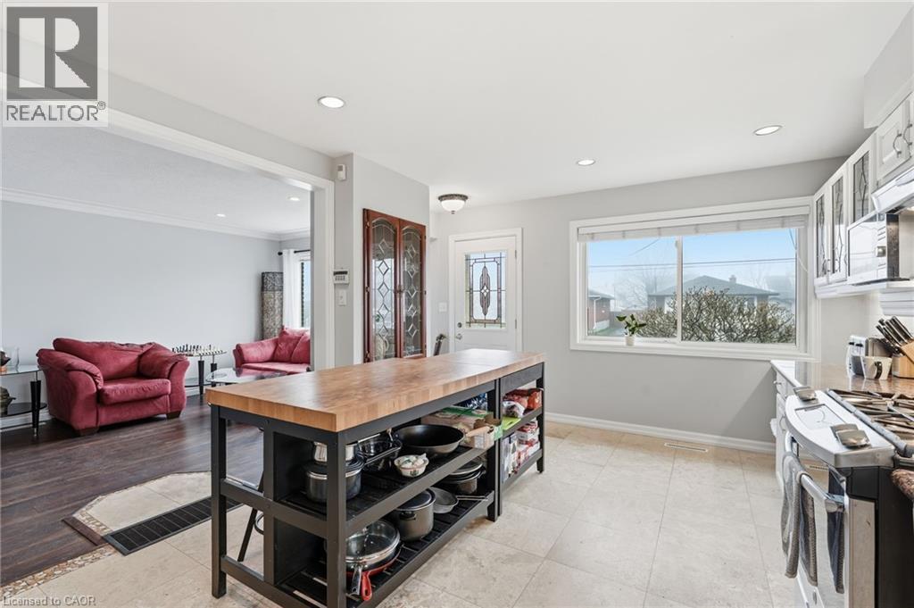 80 Luscombe Street, Hamilton, Ontario  L9A 2J8 - Photo 7 - 40821247