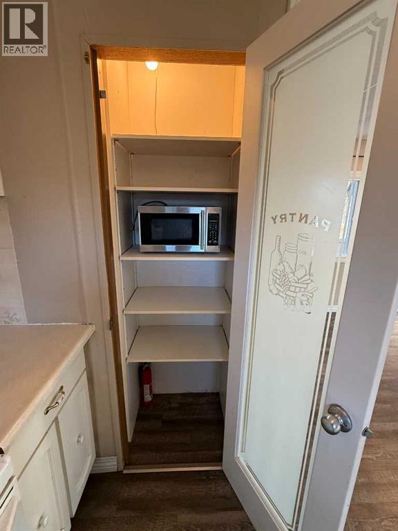 4942 43 Street, Vermilion, Alberta  T9X 1P5 - Photo 8 - A2278992