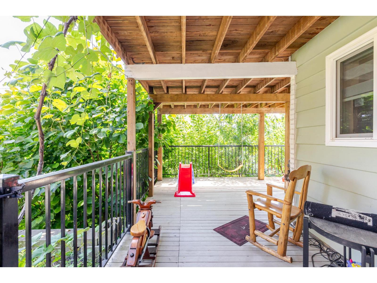 10050 Timberline Place, Little Mountain, Chilliwack, British Columbia  V2P 7N9 - Photo 10 - R3112357