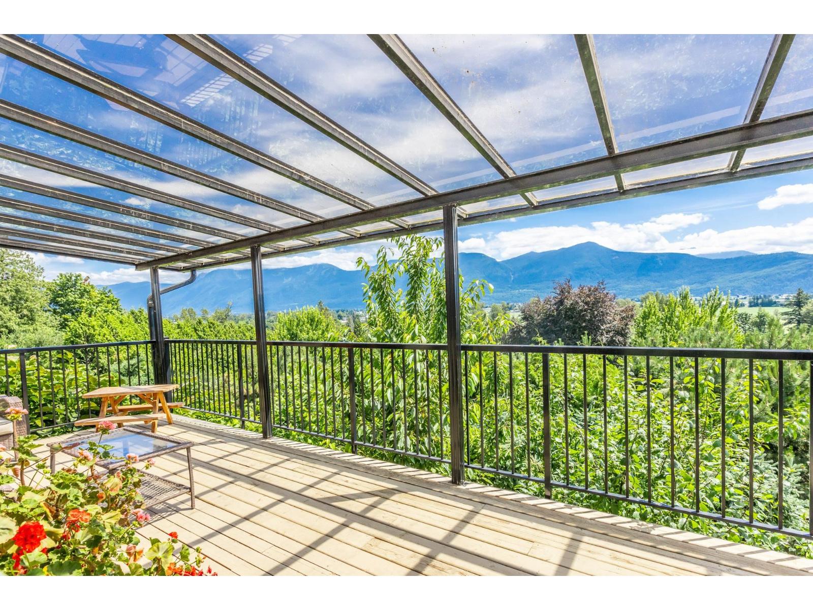 10050 Timberline Place, Little Mountain, Chilliwack, British Columbia  V2P 7N9 - Photo 5 - R3112357