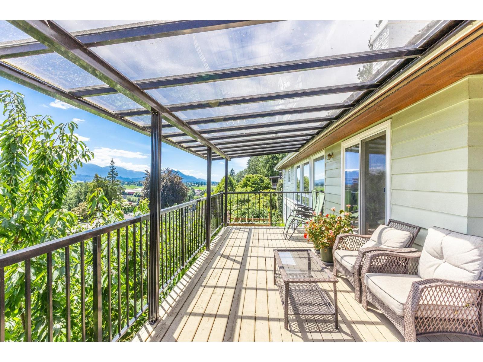 10050 Timberline Place, Little Mountain, Chilliwack, British Columbia  V2P 7N9 - Photo 4 - R3112357