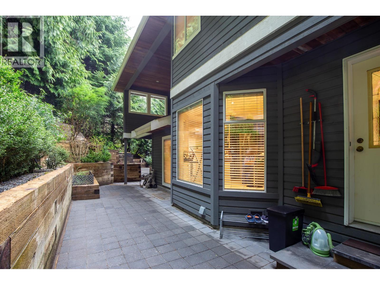 3973 Braemar Place, North Vancouver, British Columbia  V7N 4M8 - Photo 18 - R3111251