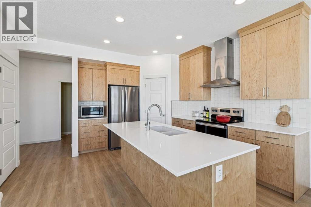 150 Lucas Close Nw, Calgary, Alberta  T3P 1Z4 - Photo 8 - A2290613