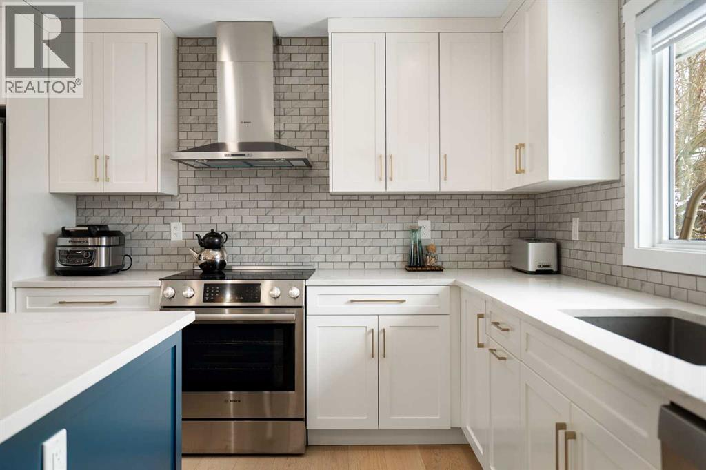 224 Silverview Way NW, Calgary, Alberta  T3B 3K3 - Photo 14 - A2298370