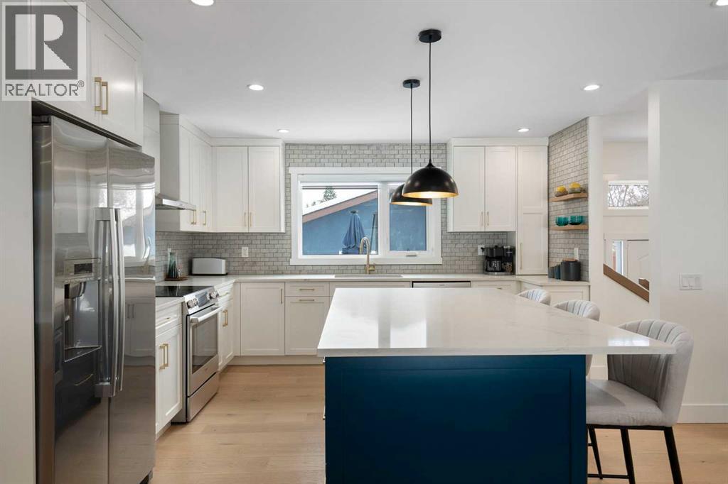 224 Silverview Way NW, Calgary, Alberta  T3B 3K3 - Photo 15 - A2298370