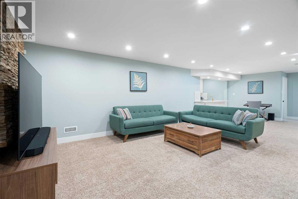 224 Silverview Way NW, Calgary, Alberta  T3B 3K3 - Photo 34 - A2298370