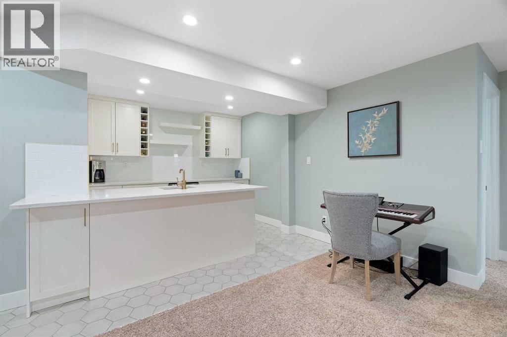 224 Silverview Way NW, Calgary, Alberta  T3B 3K3 - Photo 37 - A2298370