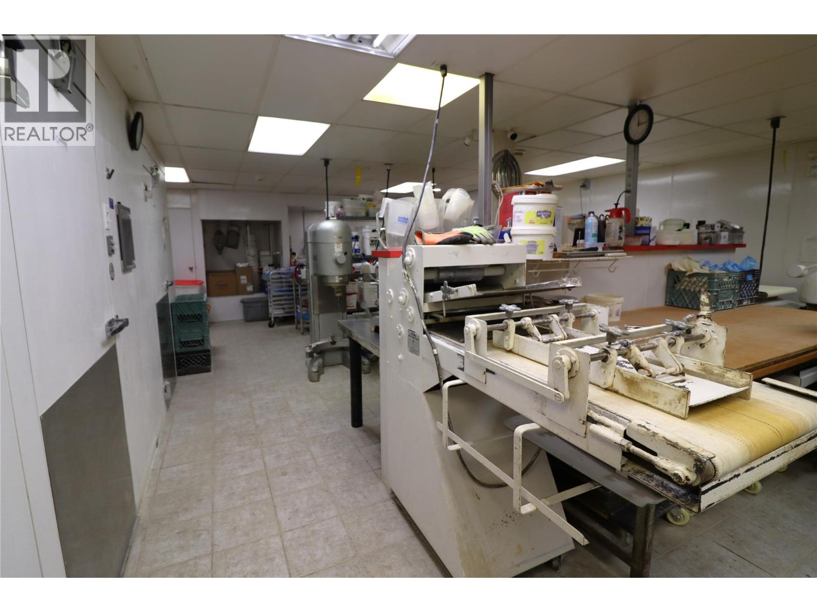 419 Mt Paul Way, Kamloops, British Columbia  V2H 1A7 - Photo 14 - 10382040