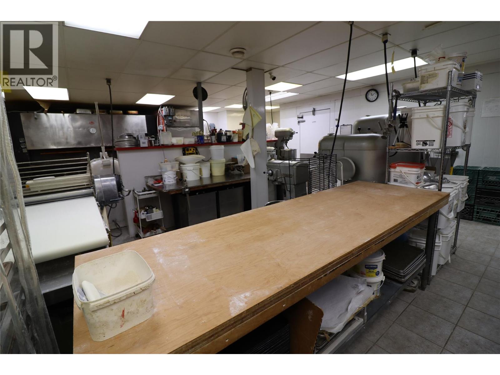 419 Mt Paul Way, Kamloops, British Columbia  V2H 1A7 - Photo 12 - 10382040