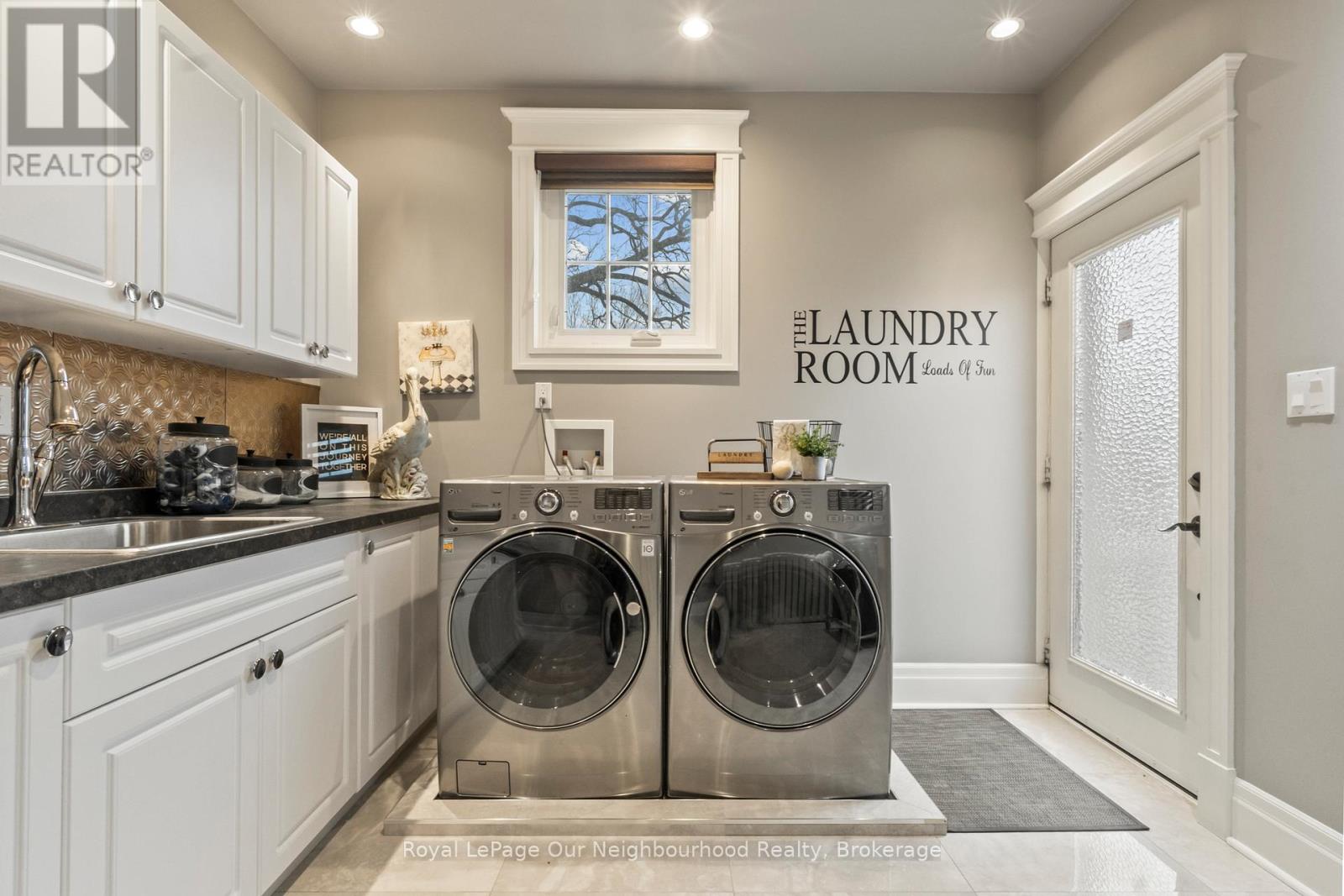 305 Trent Street W, Whitby, Ontario L1N 1M3 - Photo 35 - E13009360