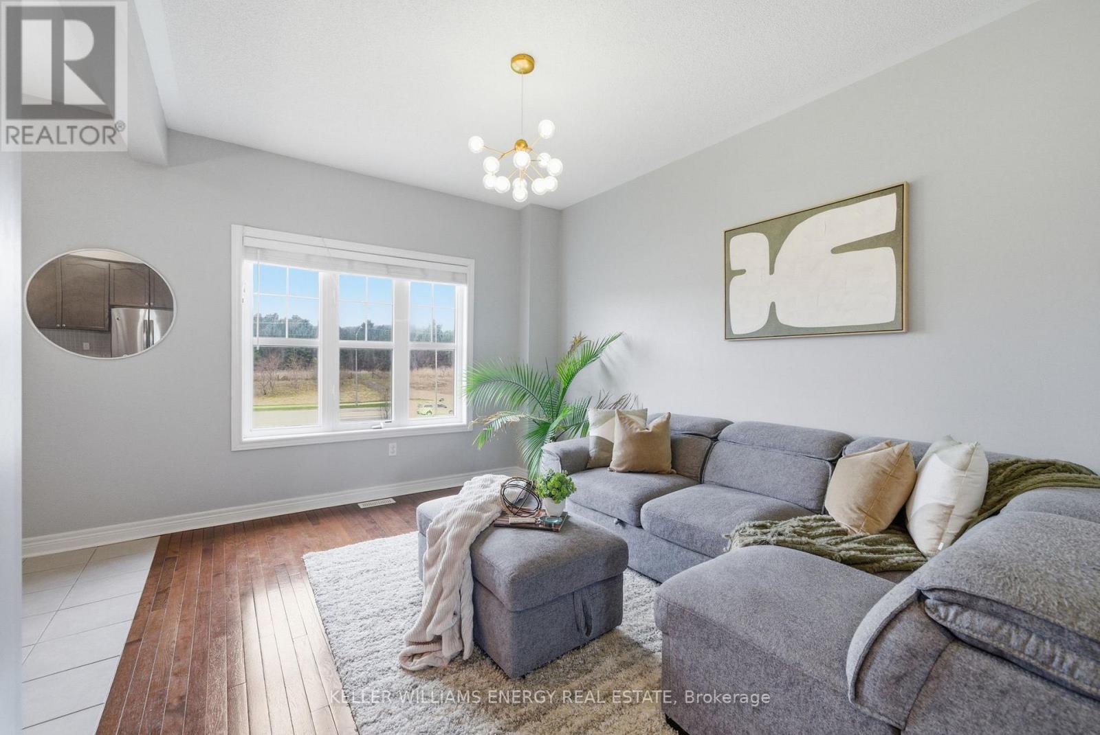 1771 Carousel Drive, Pickering, Ontario L1X 0C2 - Photo 5 - E13009362