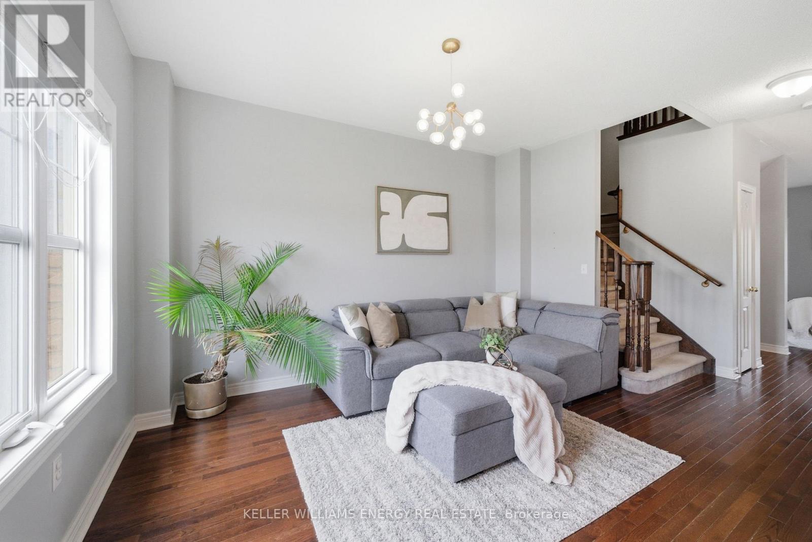 1771 Carousel Drive, Pickering, Ontario L1X 0C2 - Photo 6 - E13009362