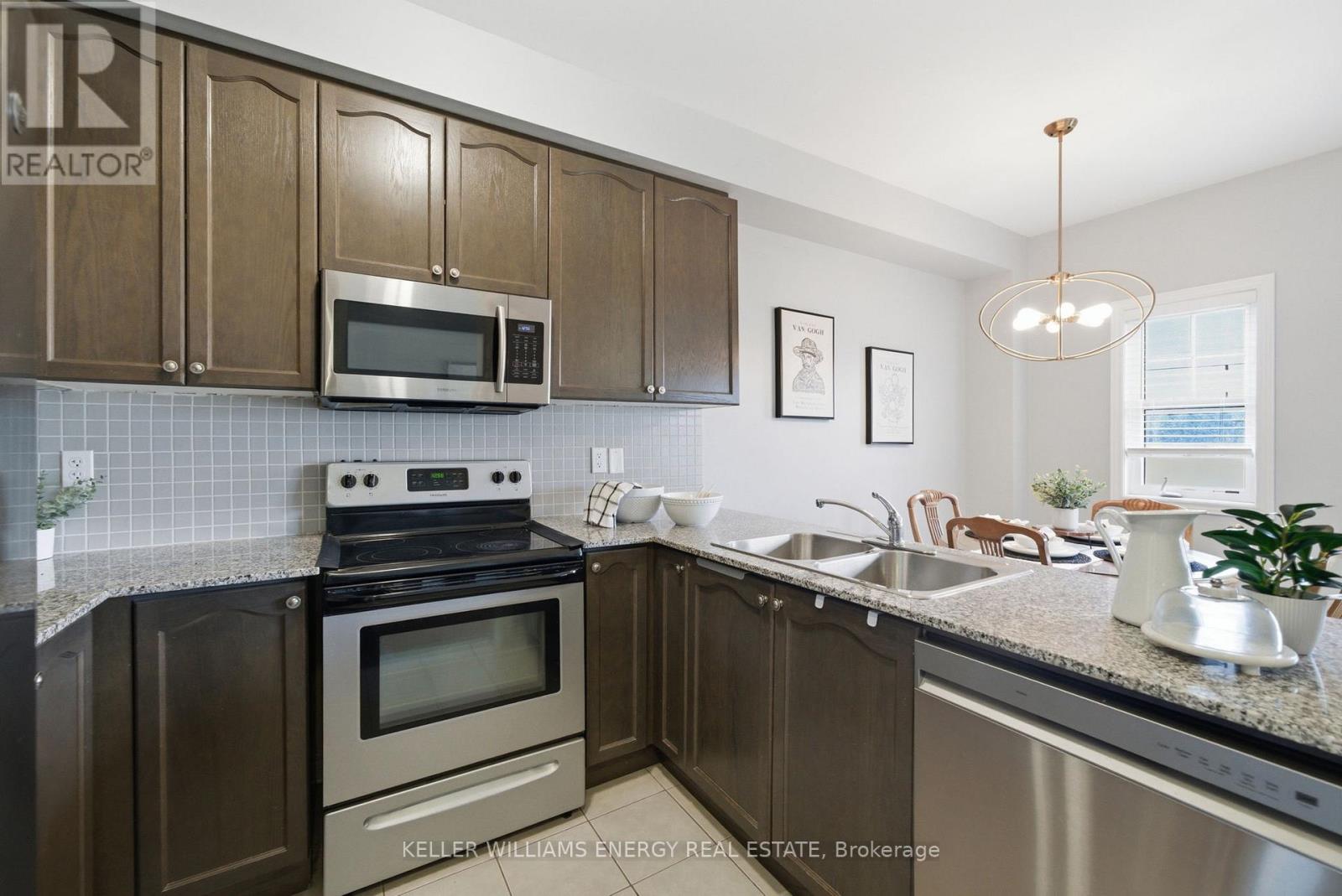 1771 Carousel Drive, Pickering, Ontario L1X 0C2 - Photo 8 - E13009362