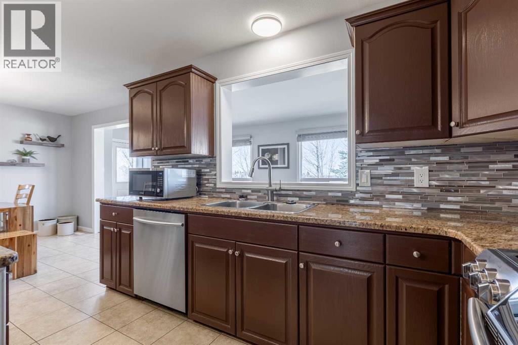 338 Deer Run Place W, Rural Lethbridge County, Alberta  T1J 5R8 - Photo 10 - A2301852