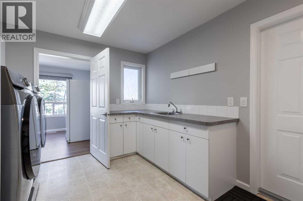 338 Deer Run Place W, Rural Lethbridge County, Alberta  T1J 5R8 - Photo 16 - A2301852