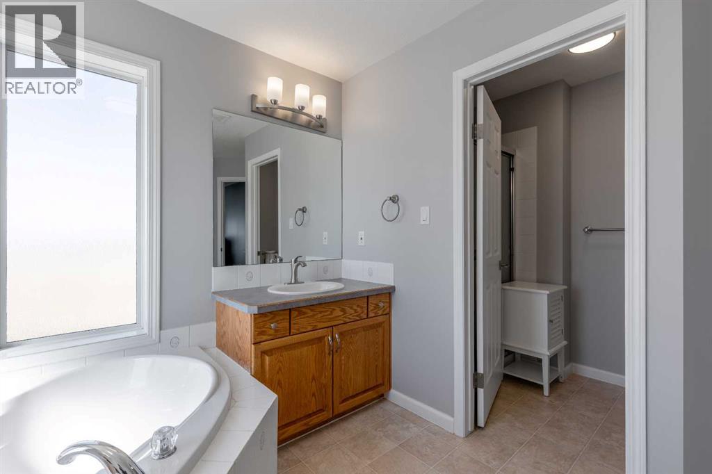 338 Deer Run Place W, Rural Lethbridge County, Alberta  T1J 5R8 - Photo 21 - A2301852