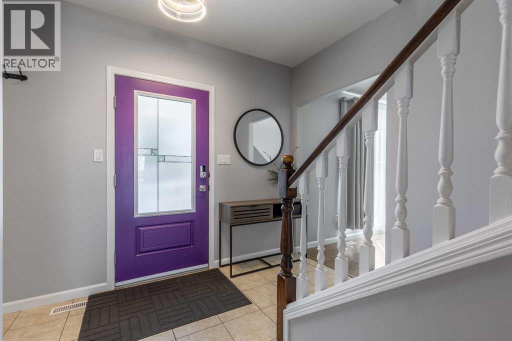 338 Deer Run Place W, Rural Lethbridge County, Alberta  T1J 5R8 - Photo 3 - A2301852